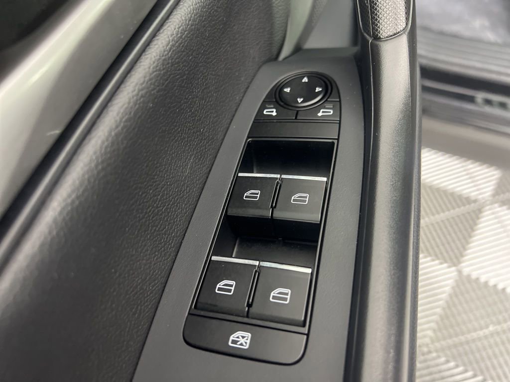 Used 2023 MAZDA CX-50 2.5 S w/ Cargo Package image 25