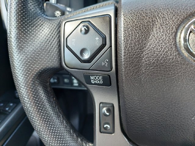 Used 2021 Toyota Tacoma TRD Off-Road w/ Technology Package AWD/4WD image 35