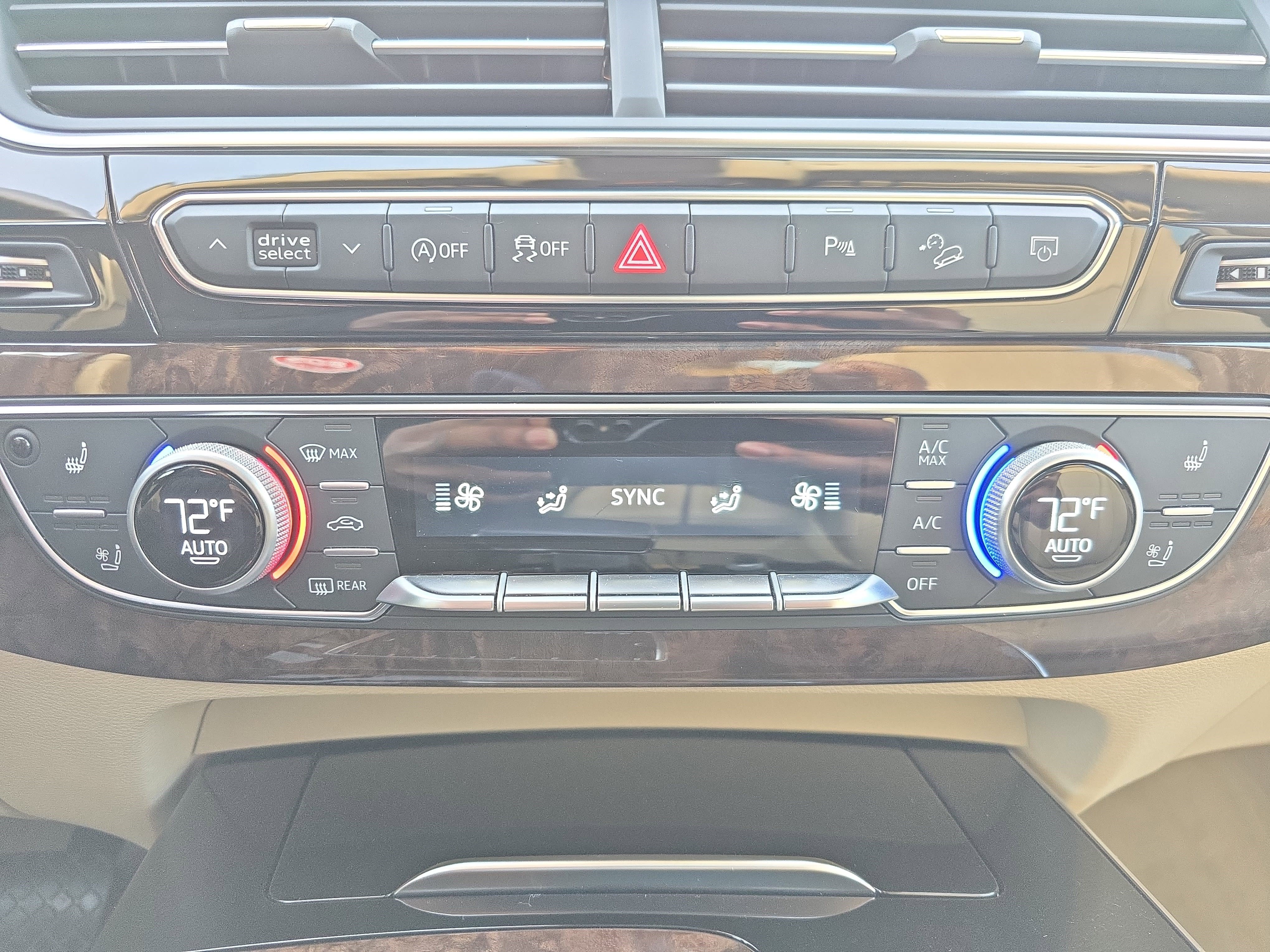 Used 2018 Audi Q7 3.0T Premium Plus w/ Premium Plus Package image 19