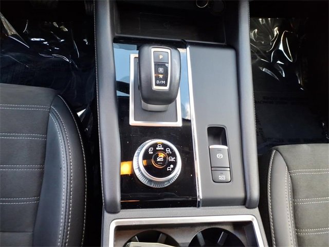 Used 2024 Mitsubishi Outlander SE image 15