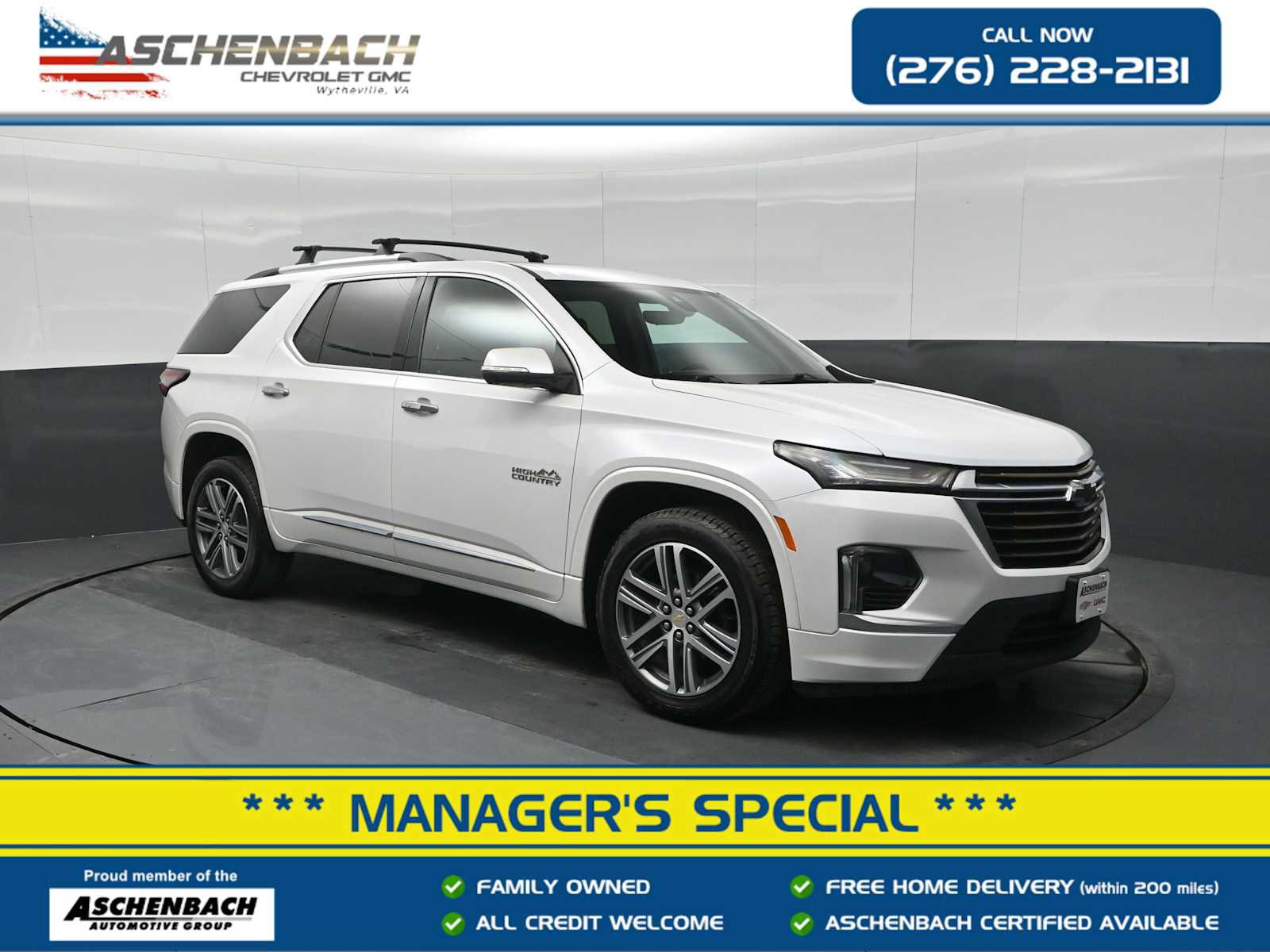 Used 2023 Chevrolet Traverse High Country image 1