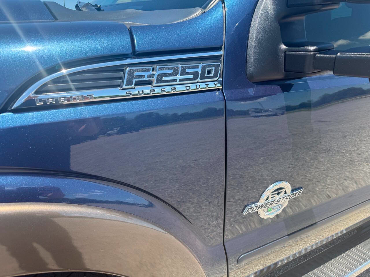 Used 2016 Ford F250 Lariat w/ Lariat Ultimate Package AWD/4WD image 12