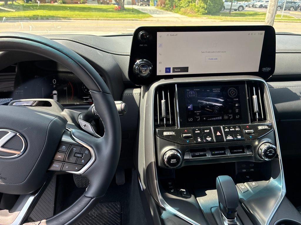 New 2026 Lexus LX 700h Luxury AWD/4WD image 13