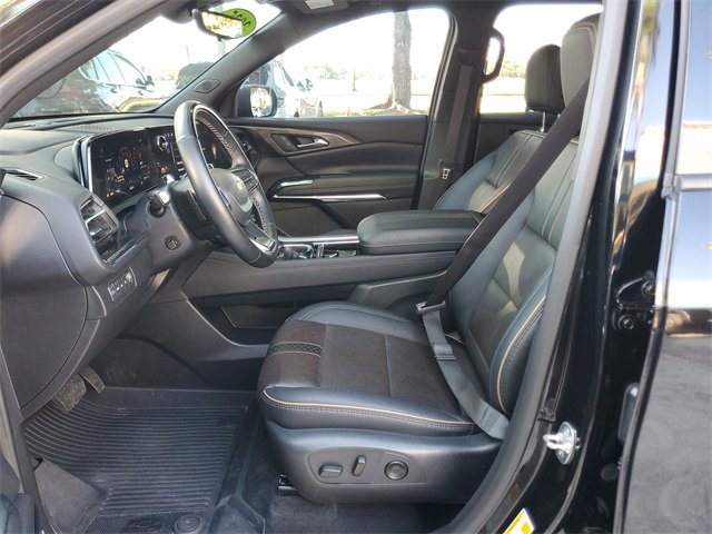 Certified 2025 Chevrolet Traverse High Country image 19