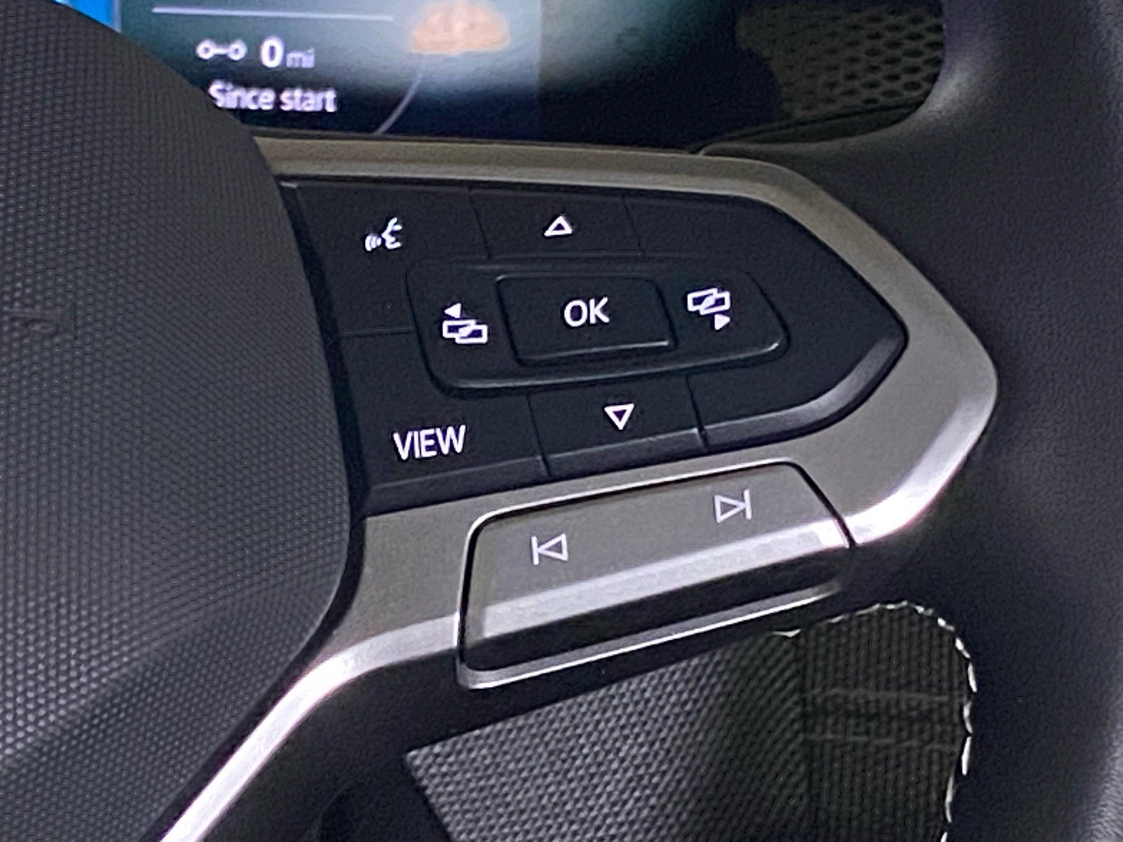 Certified 2026 Volkswagen Tiguan S FWD image 8
