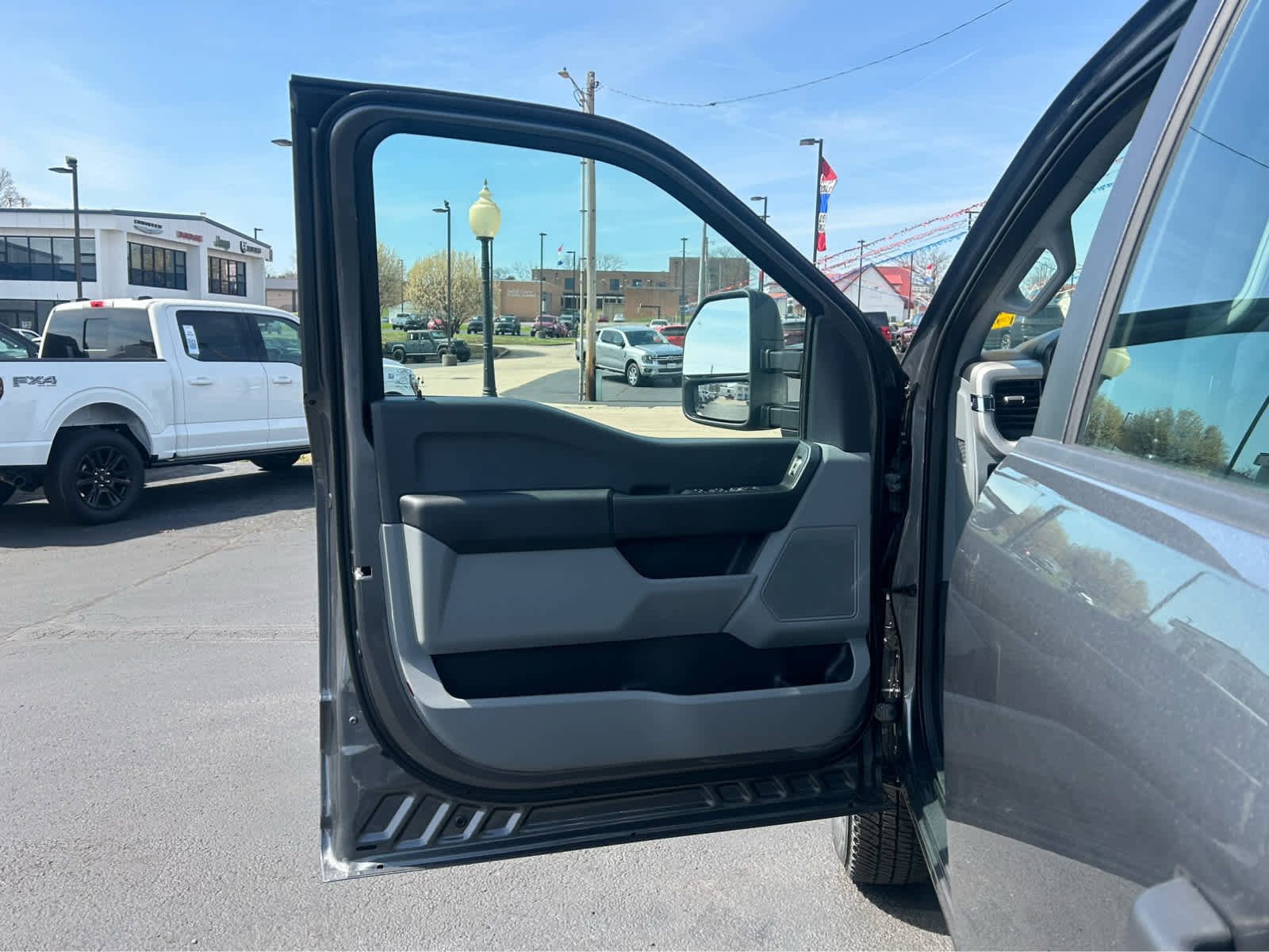 New 2026 Ford F250 XL AWD/4WD image 13