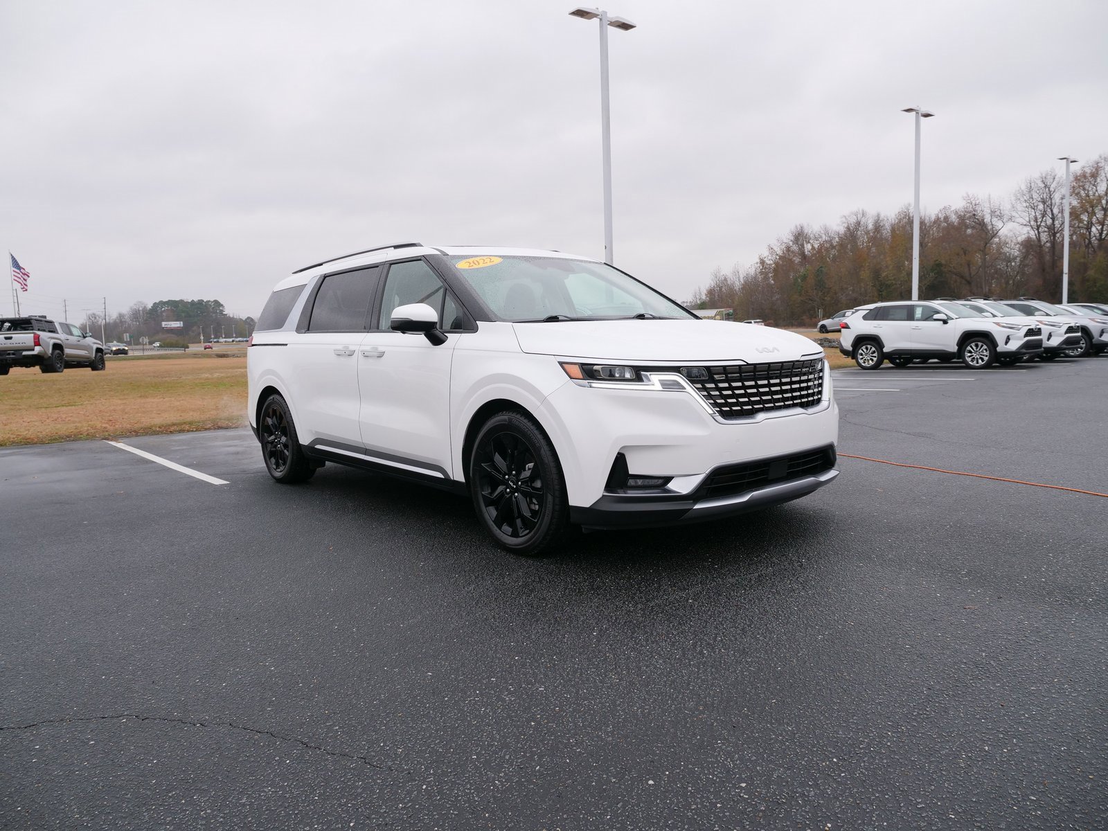 Used 2022 Kia Carnival SX Prestige image 10