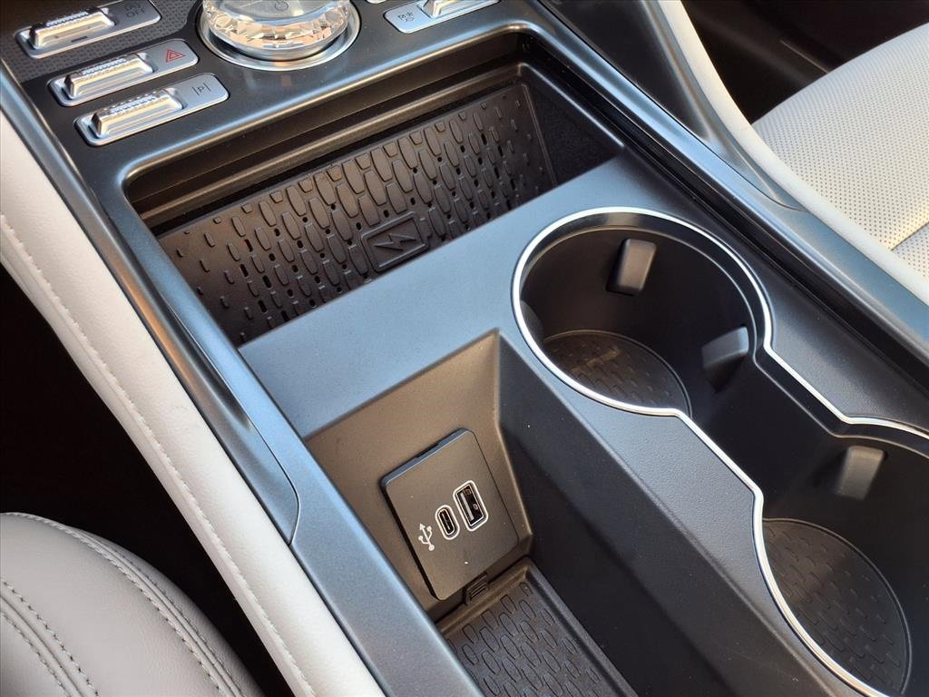 New 2026 Lincoln Nautilus Premier w/ Jet Appearance Package image 9