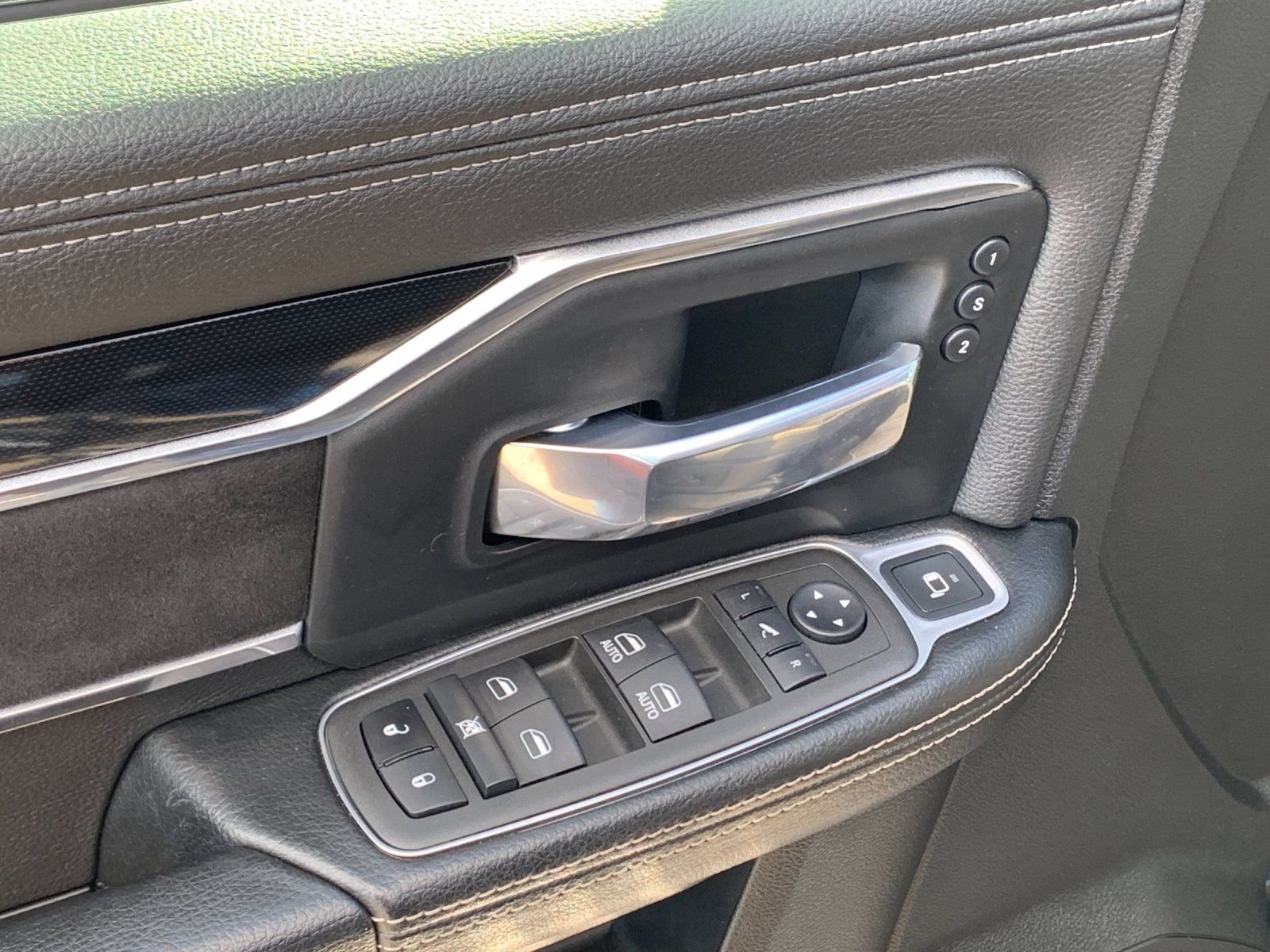 Used 2022 RAM 2500 Laramie image 13