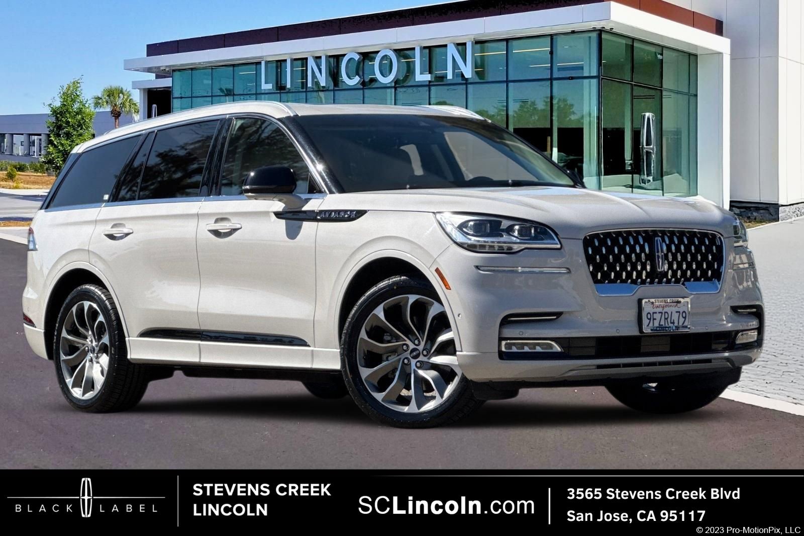 Certified 2023 Lincoln Aviator Grand Touring w/ Equipment Group 301A image 1