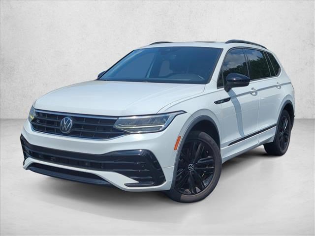 Used 2022 Volkswagen Tiguan SE R-Line