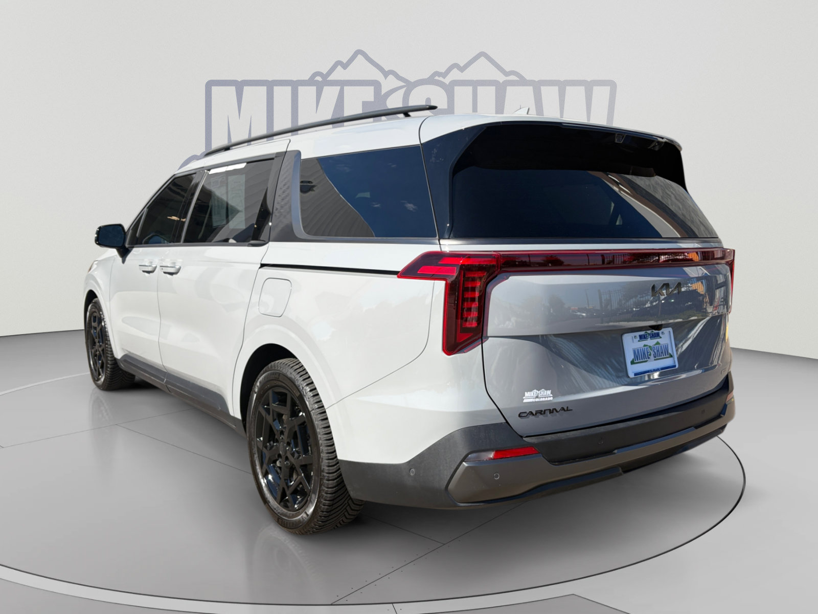 Used 2026 Kia Carnival SX Prestige FWD image 3