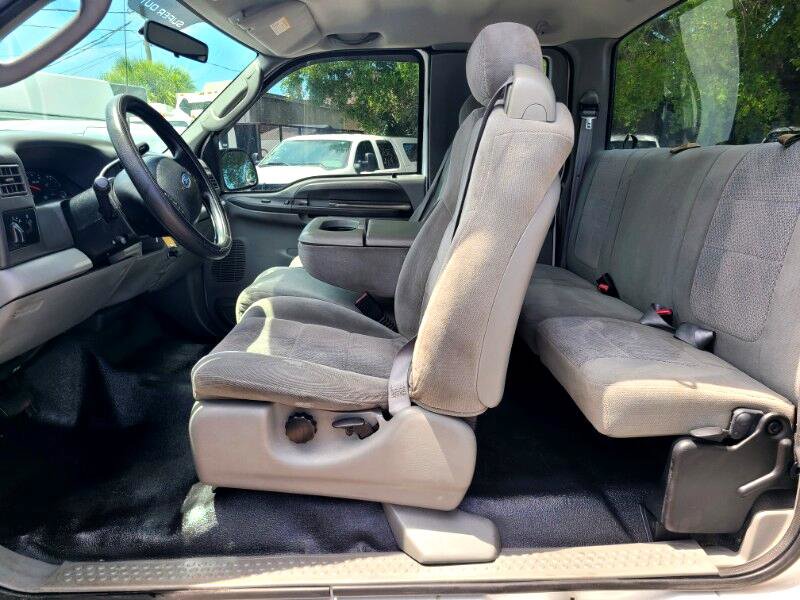 Used 2003 Ford F250 XLT image 10