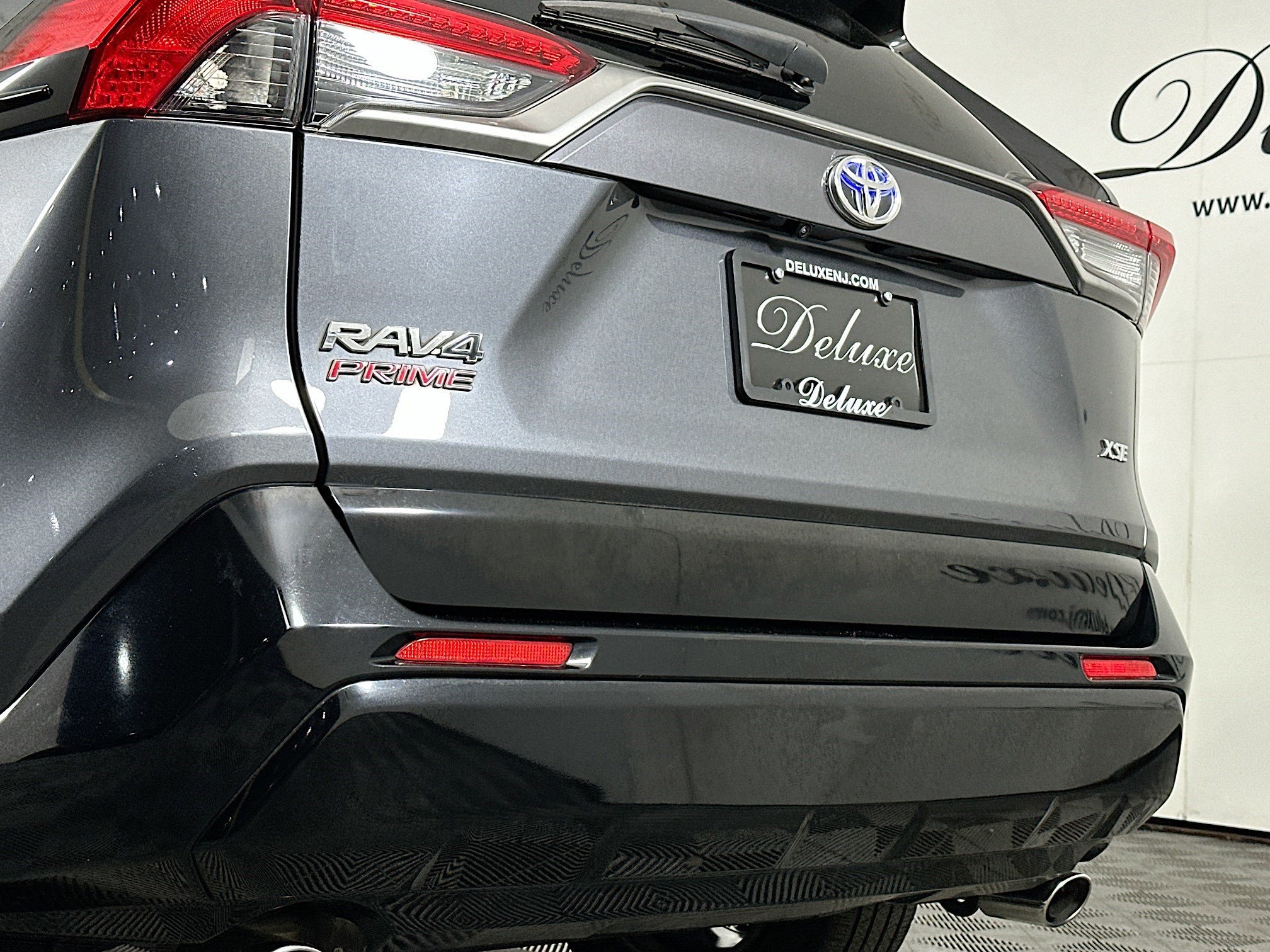 Used 2021 Toyota RAV4 XSE w/ Weather Package AWD/4WD image 29