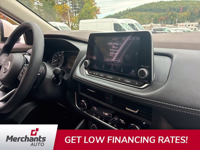 Used 2023 Nissan Rogue SV AWD/4WD image 7