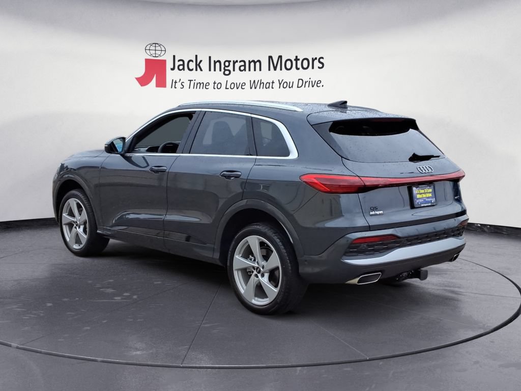Used 2025 Audi Q5 Premium Plus AWD/4WD image 3