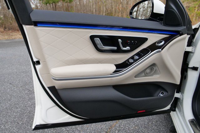 Used 2023 Mercedes-Benz S 580 4MATIC Sedan image 36