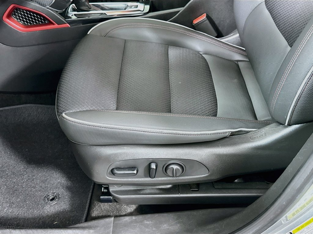 Used 2023 Chevrolet TrailBlazer RS w/ Convenience Package FWD image 19