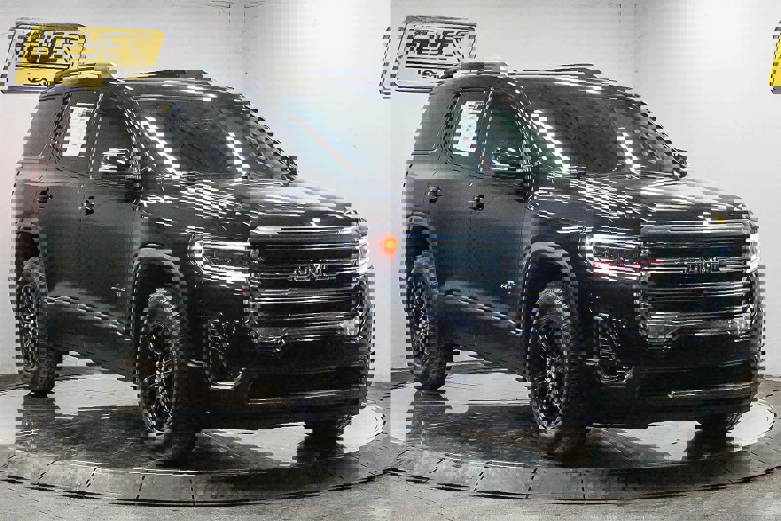 Used 2020 GMC Acadia AT4 image 3