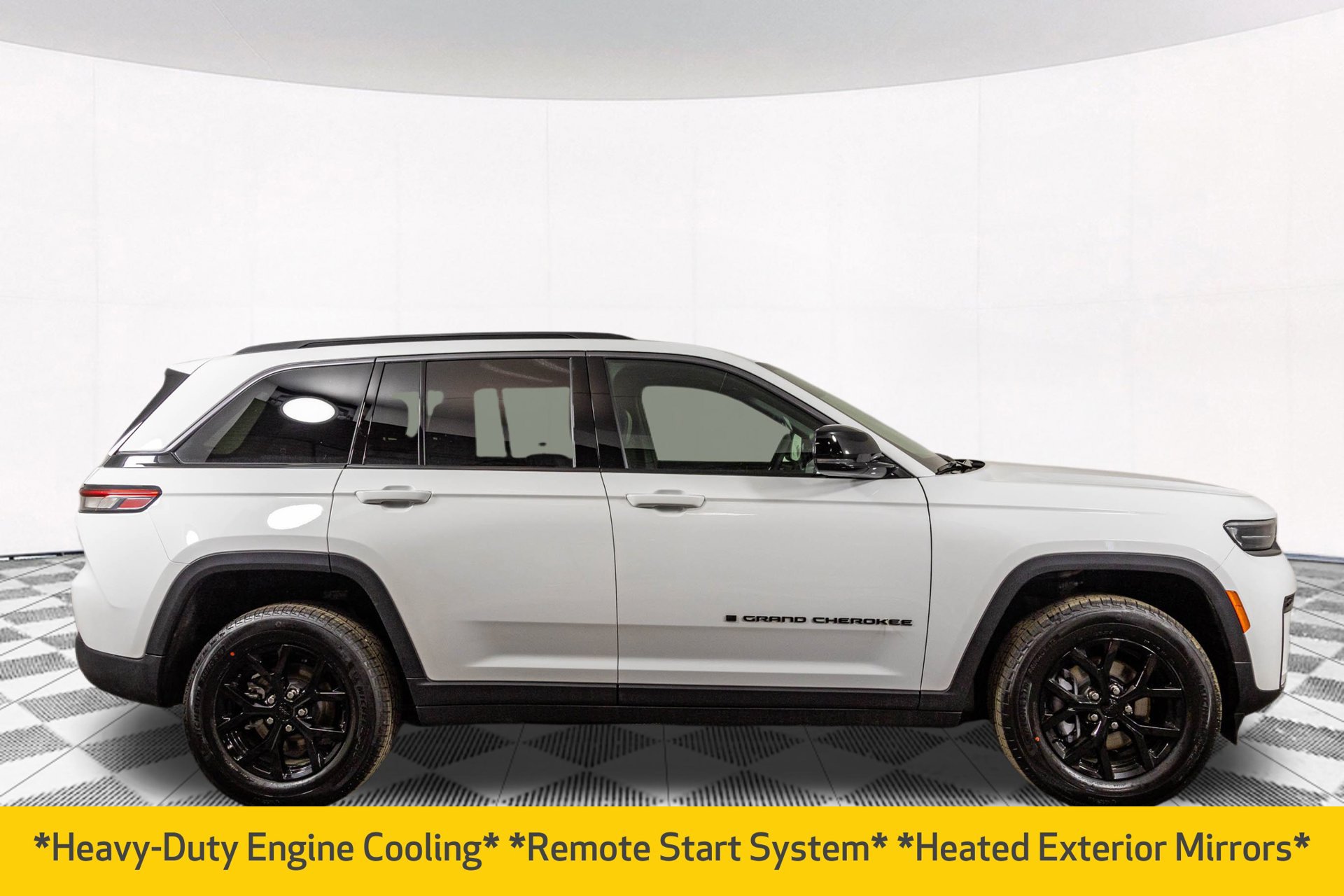 New 2026 Jeep Grand Cherokee Altitude AWD/4WD image 19