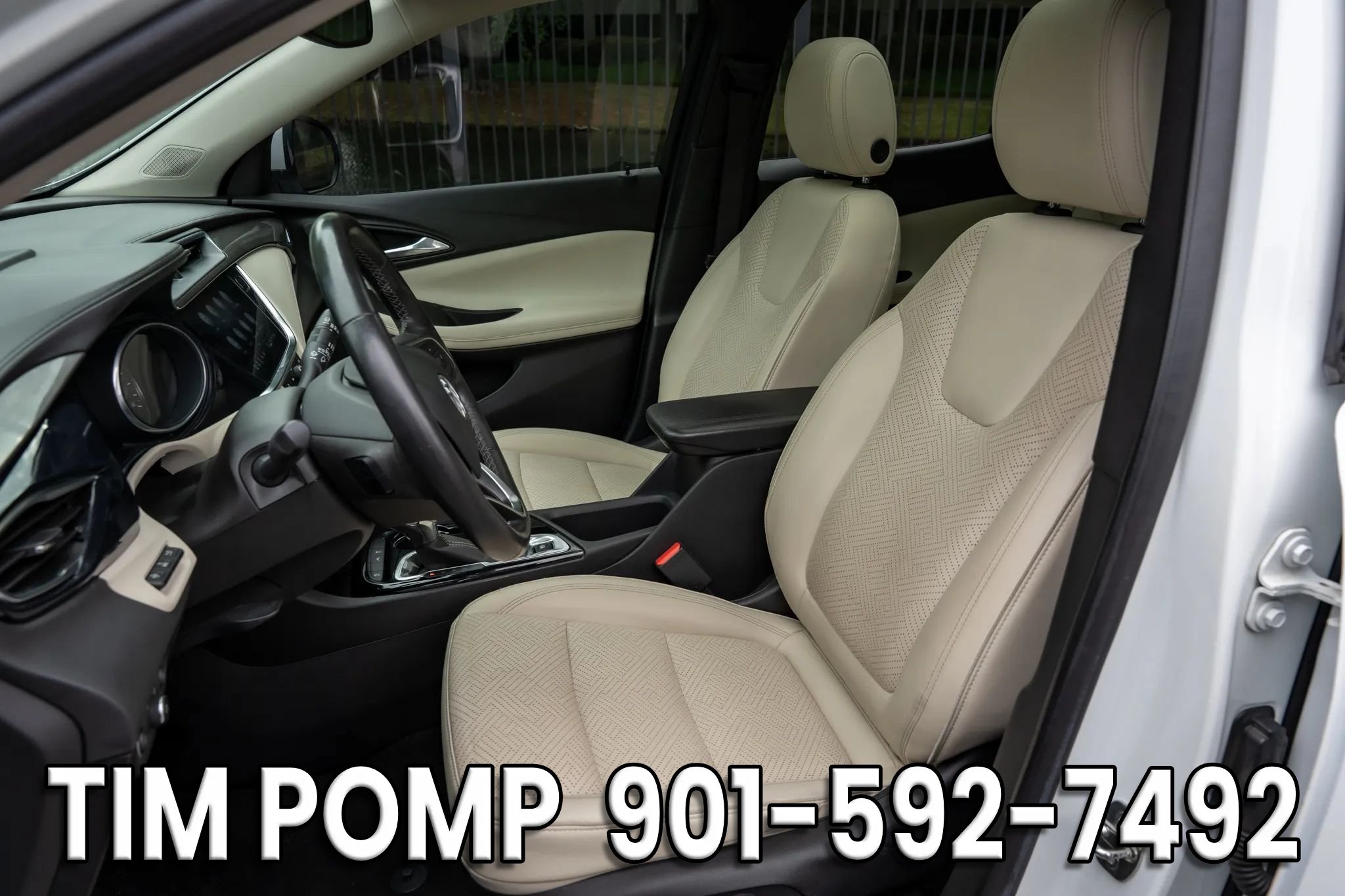 Used 2022 Buick Encore GX Essence w/ Advanced Technology Package FWD image 11