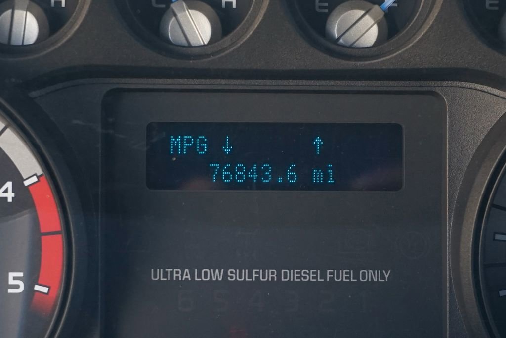 Used 2016 Ford F650 2WD Crew Cab Super Duty image 33