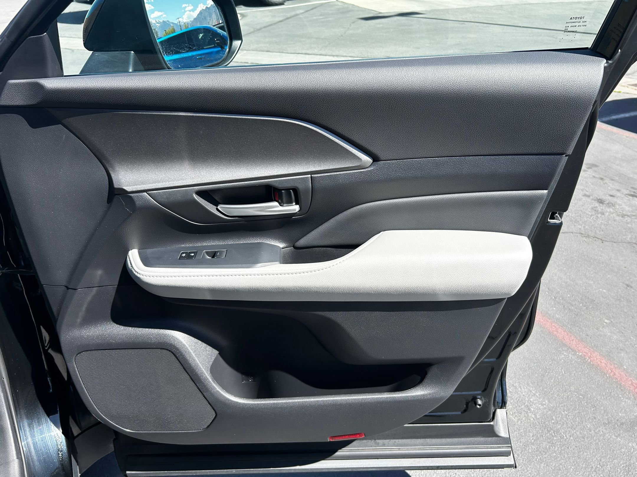 Certified 2026 Toyota Grand Highlander XLE image 29