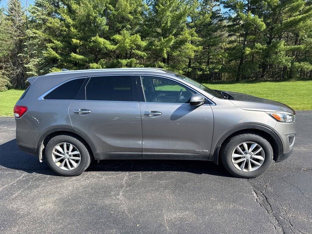 Used 2016 Kia Sorento LX w/ LX Convenience Package AWD/4WD image 5