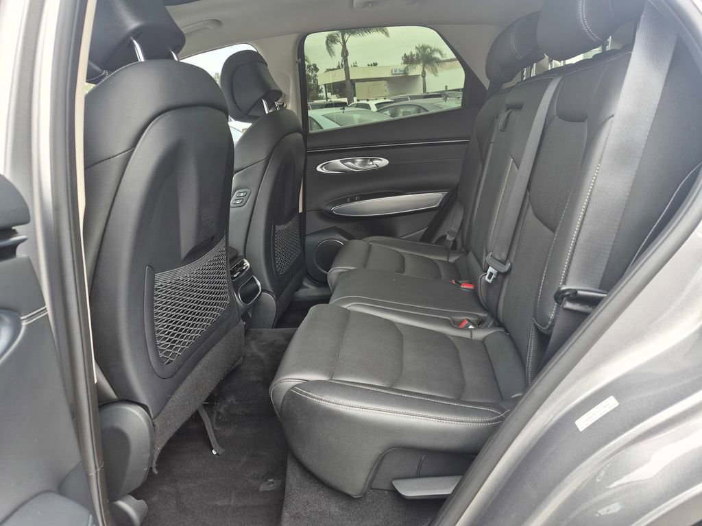 Used 2023 Genesis GV70 2.5T w/ Select Package image 30