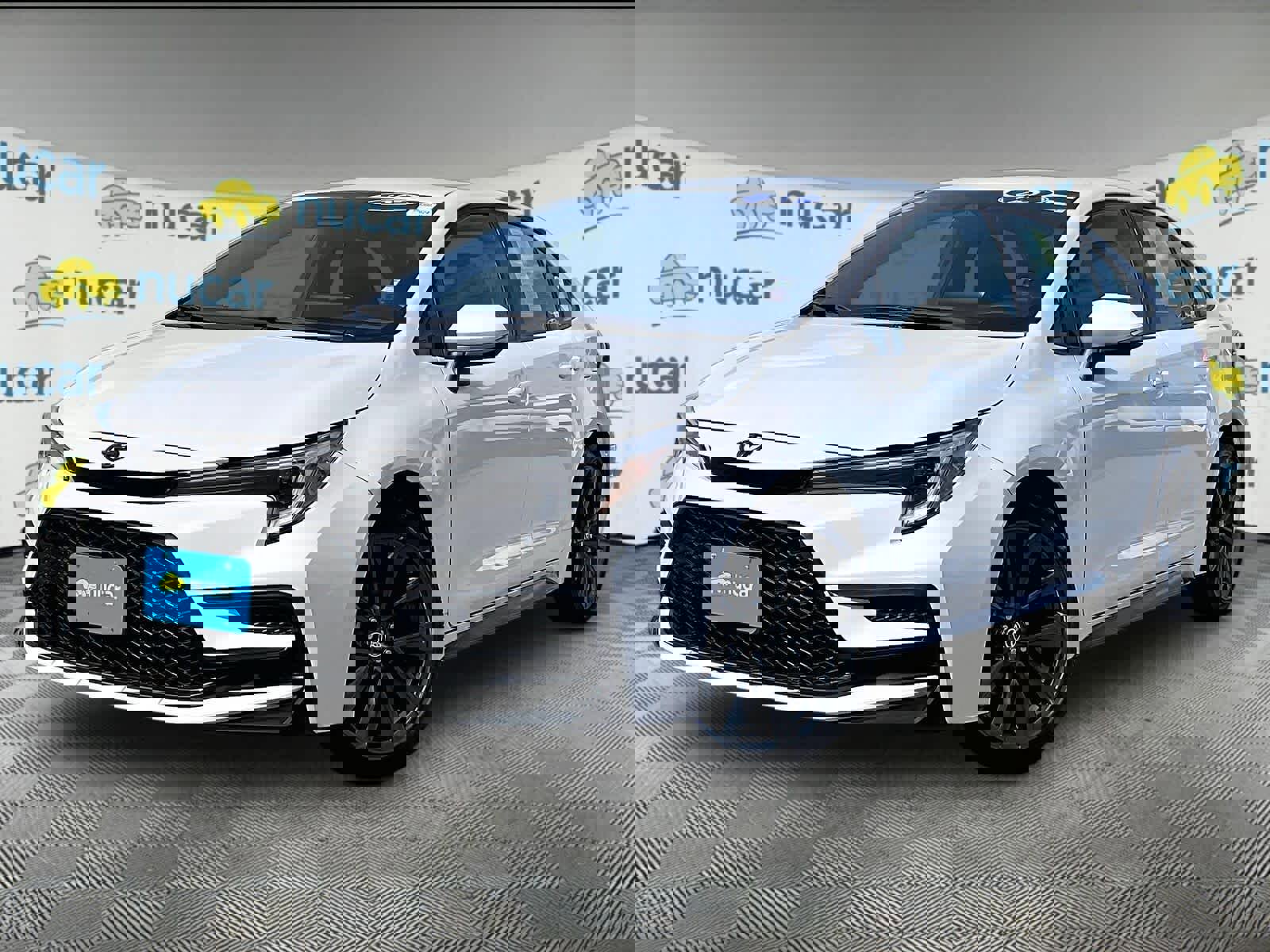 Certified 2025 Toyota Corolla SE FWD image 3