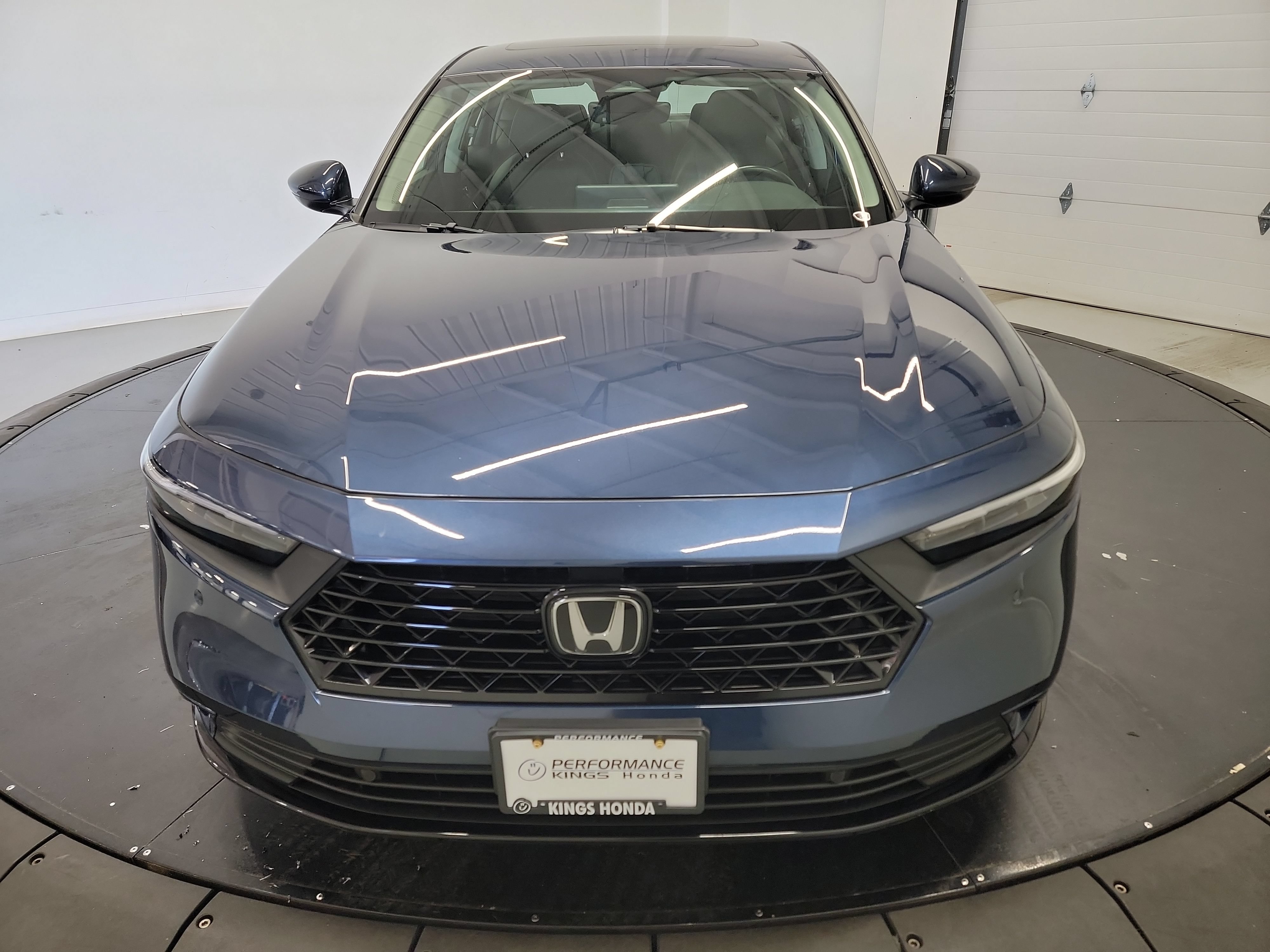 Used 2024 Honda Accord EX-L image 2