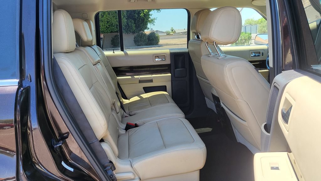 Used 2014 Ford Flex Limited w/ Equipment Group 303A AWD/4WD image 23