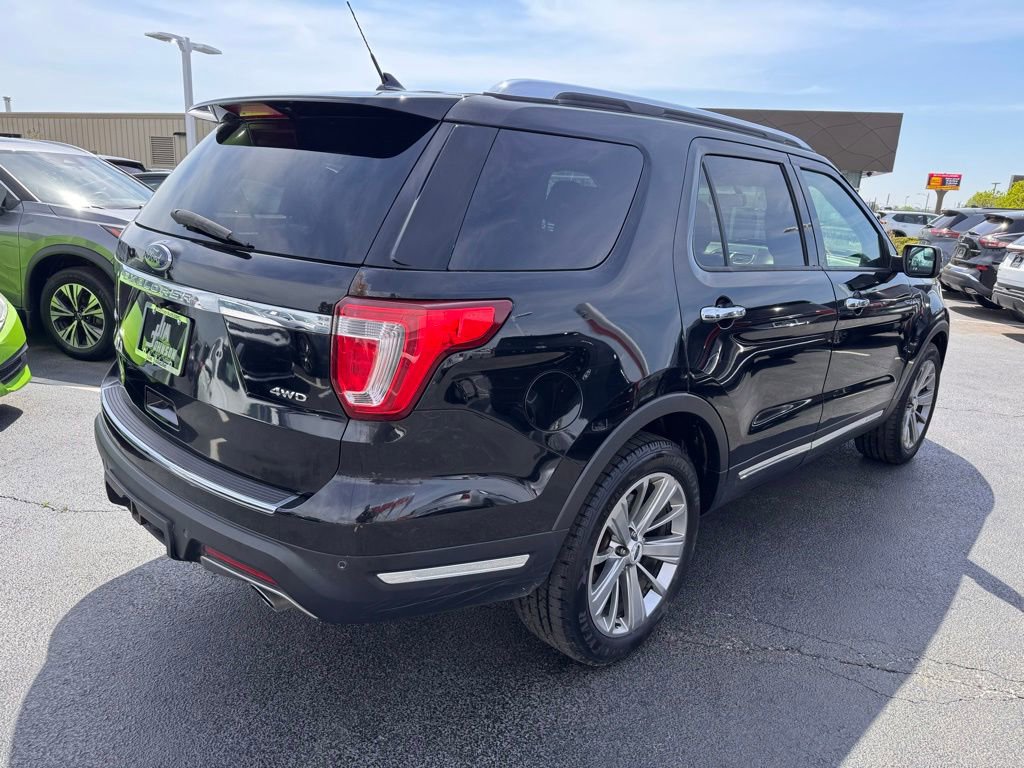Used 2018 Ford Explorer Limited image 5