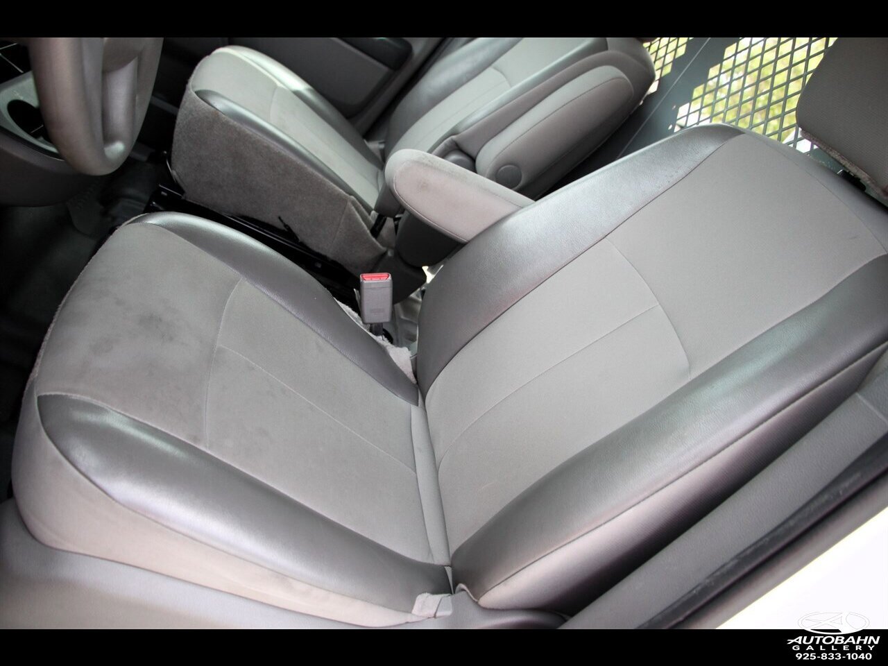 Used 2020 Nissan NV 2500 S RWD image 29