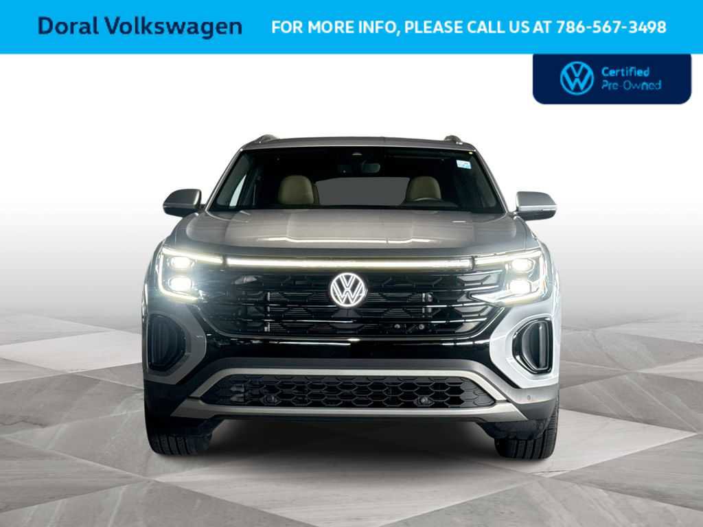 Certified 2024 Volkswagen Atlas Cross Sport SE w/ Panoramic Sunroof Package FWD image 3