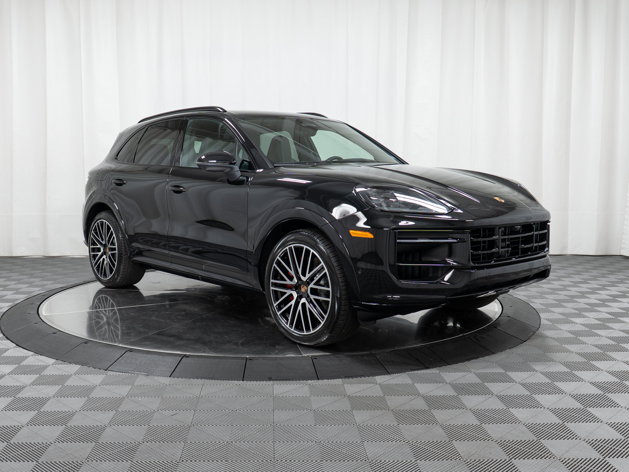 New 2026 Porsche Cayenne S AWD/4WD image 3