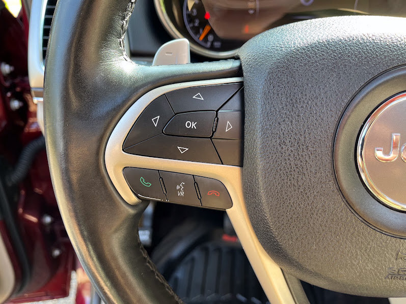 Used 2017 Jeep Grand Cherokee Limited AWD/4WD image 14
