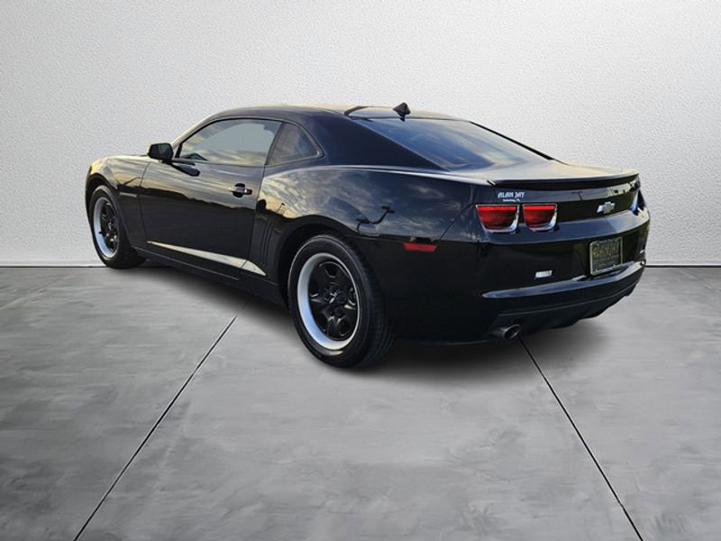 Used 2012 Chevrolet Camaro LS image 4