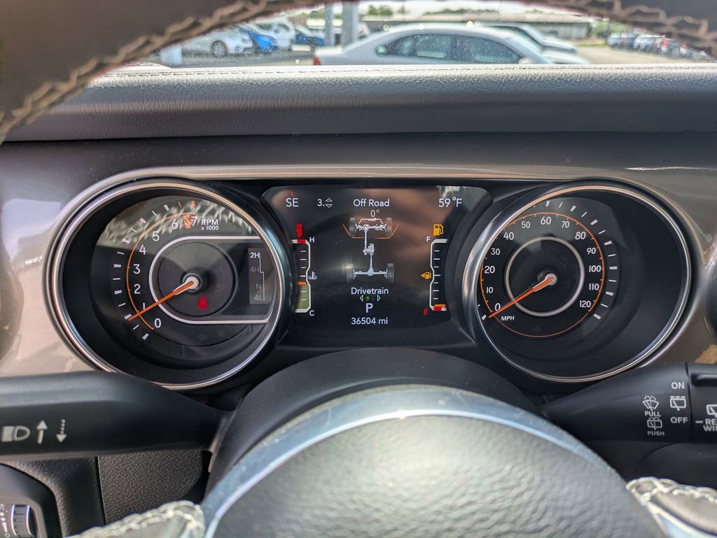 Used 2023 Jeep Wrangler Sahara image 18