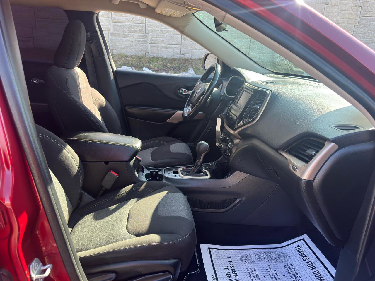 Used 2017 Jeep Cherokee Sport w/ Cold Weather Group image 30