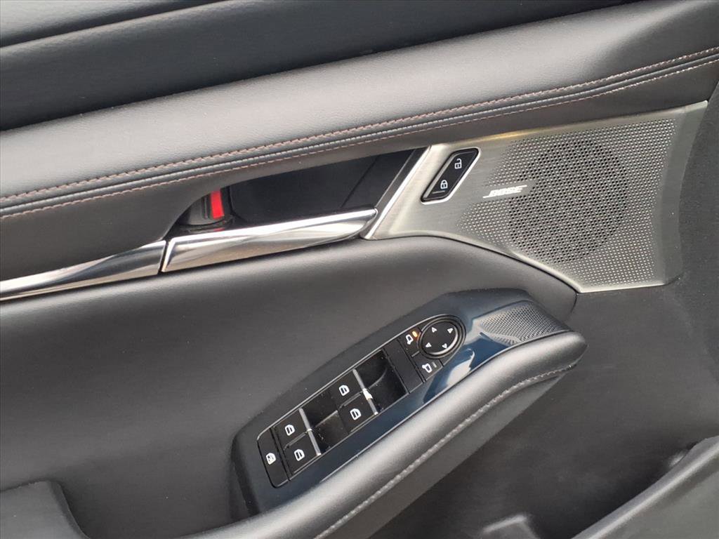 Used 2019 MAZDA MAZDA3 Preferred image 5