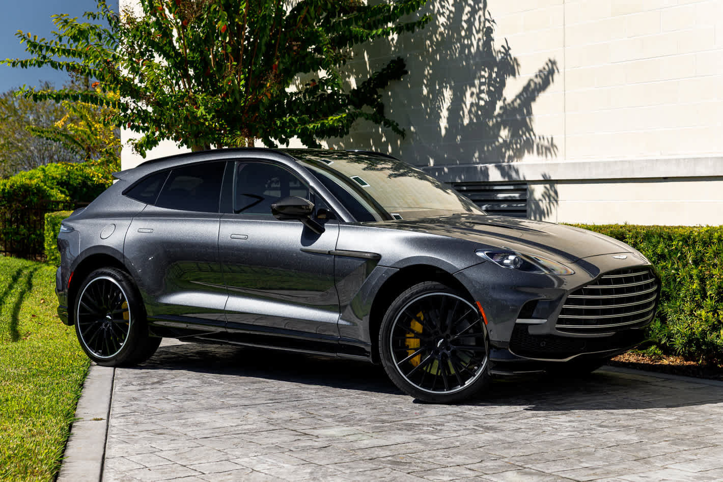 Used 2023 Aston Martin DBX 707