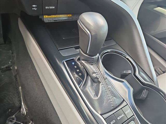 Used 2019 Toyota Camry SE w/ Audio Package FWD image 12