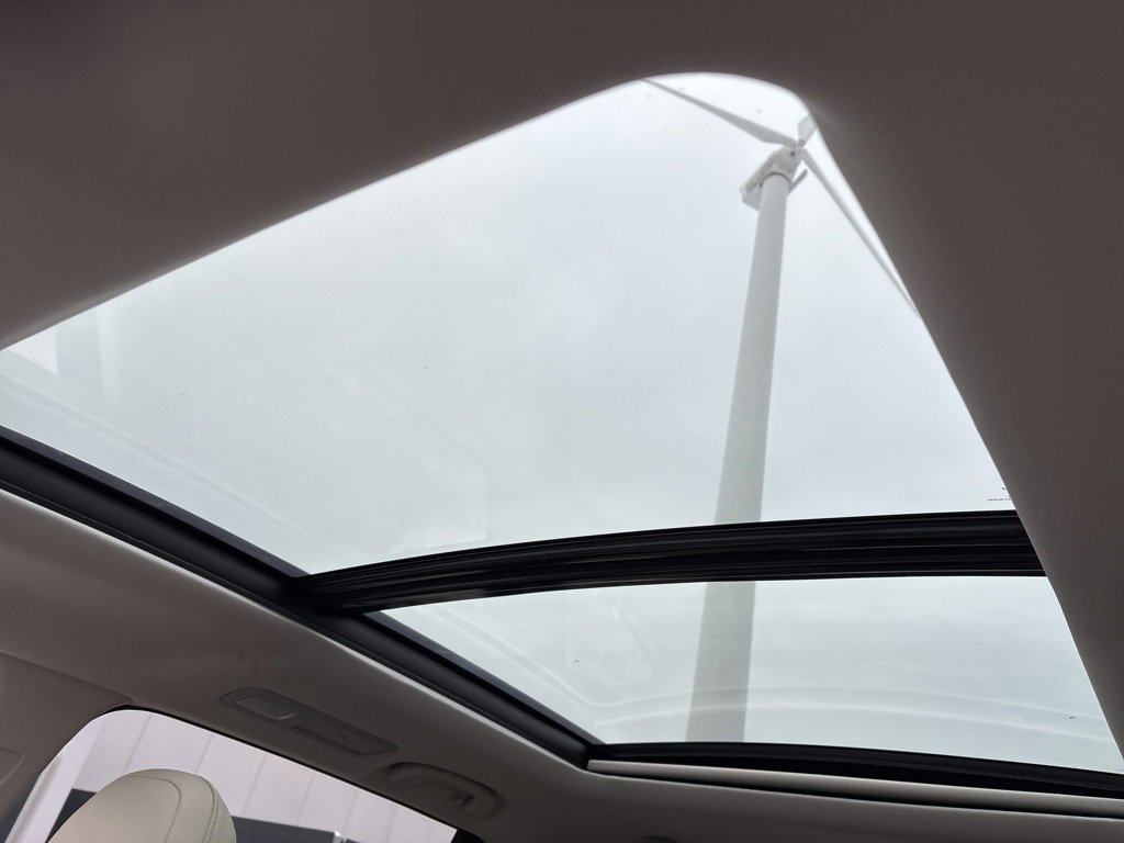 Certified 2023 Subaru Ascent Limited w/ Technology Package image 25