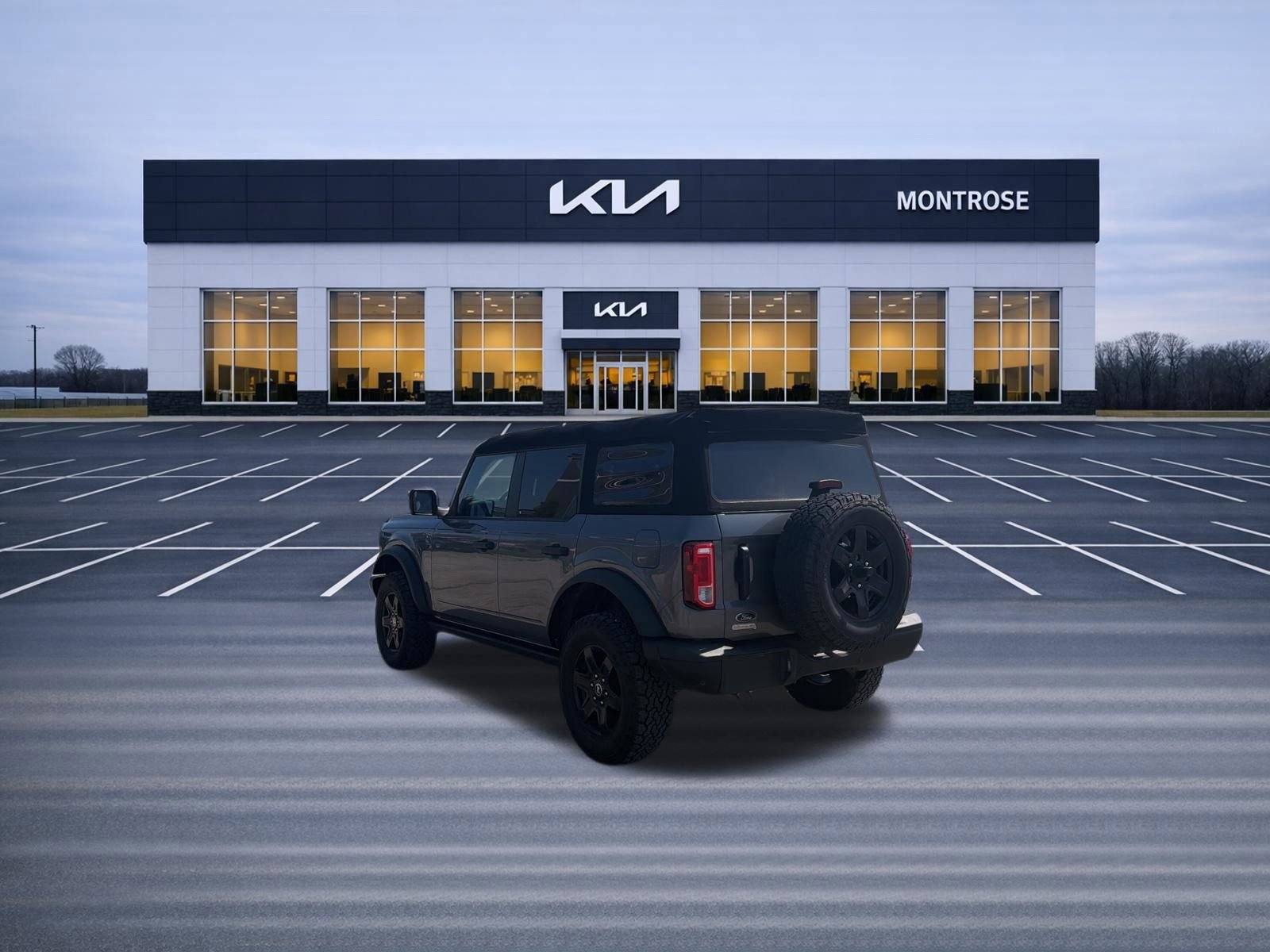 Used 2023 Ford Bronco Black Diamond AWD/4WD image 6