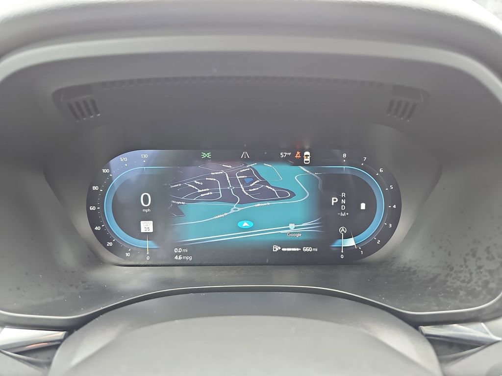 Used 2025 Volvo XC60 B5 Core image 23