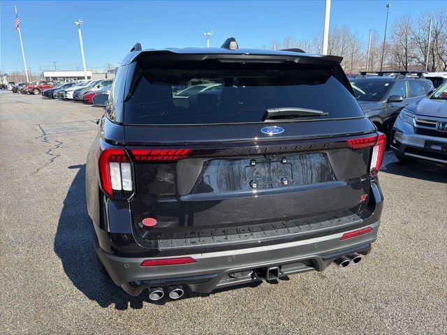 New 2026 Ford Explorer ST w/ Sun And Sound Package image 4