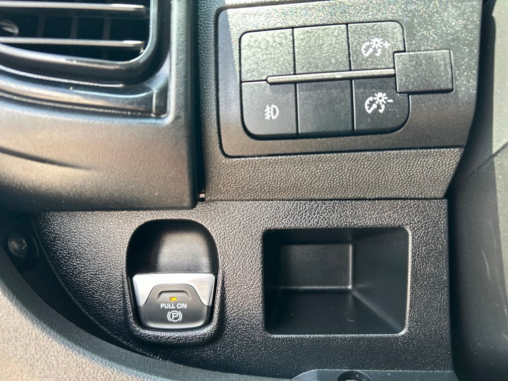 Used 2025 RAM ProMaster 2500 w/ Convenience Group FWD image 17
