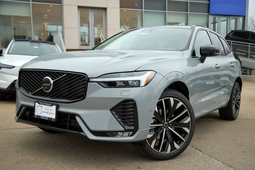 New 2026 Volvo XC60 B5 Ultra w/ Climate Package image 2