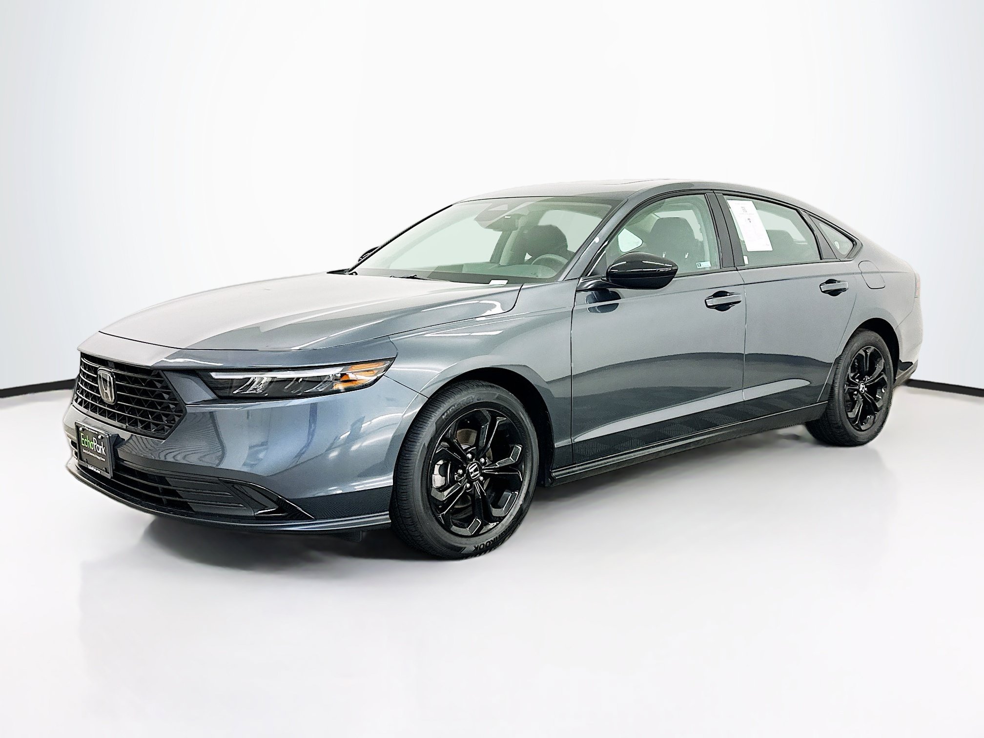Used 2025 Honda Accord SE image 3